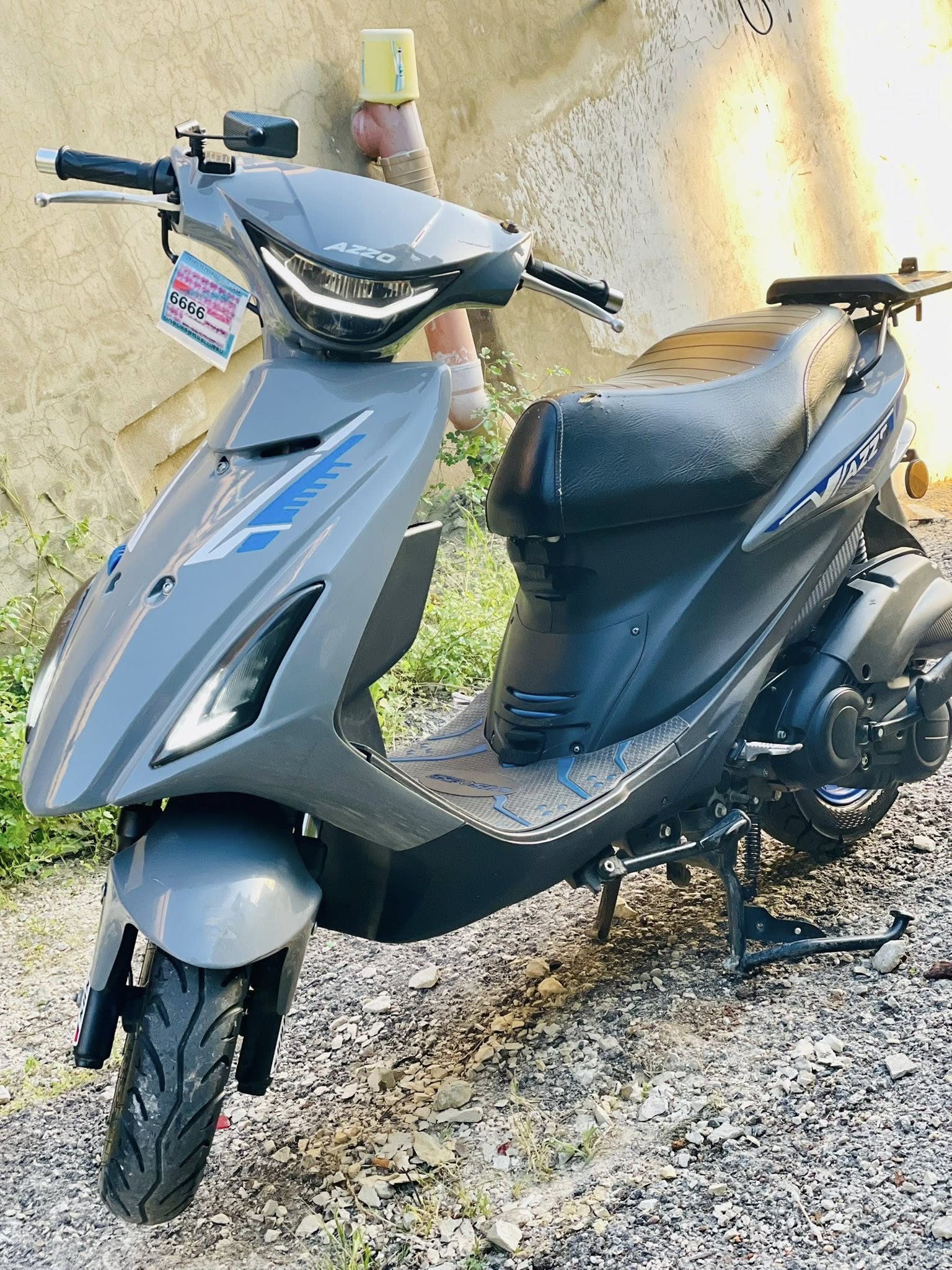 V150 AZZO  FOR SALE