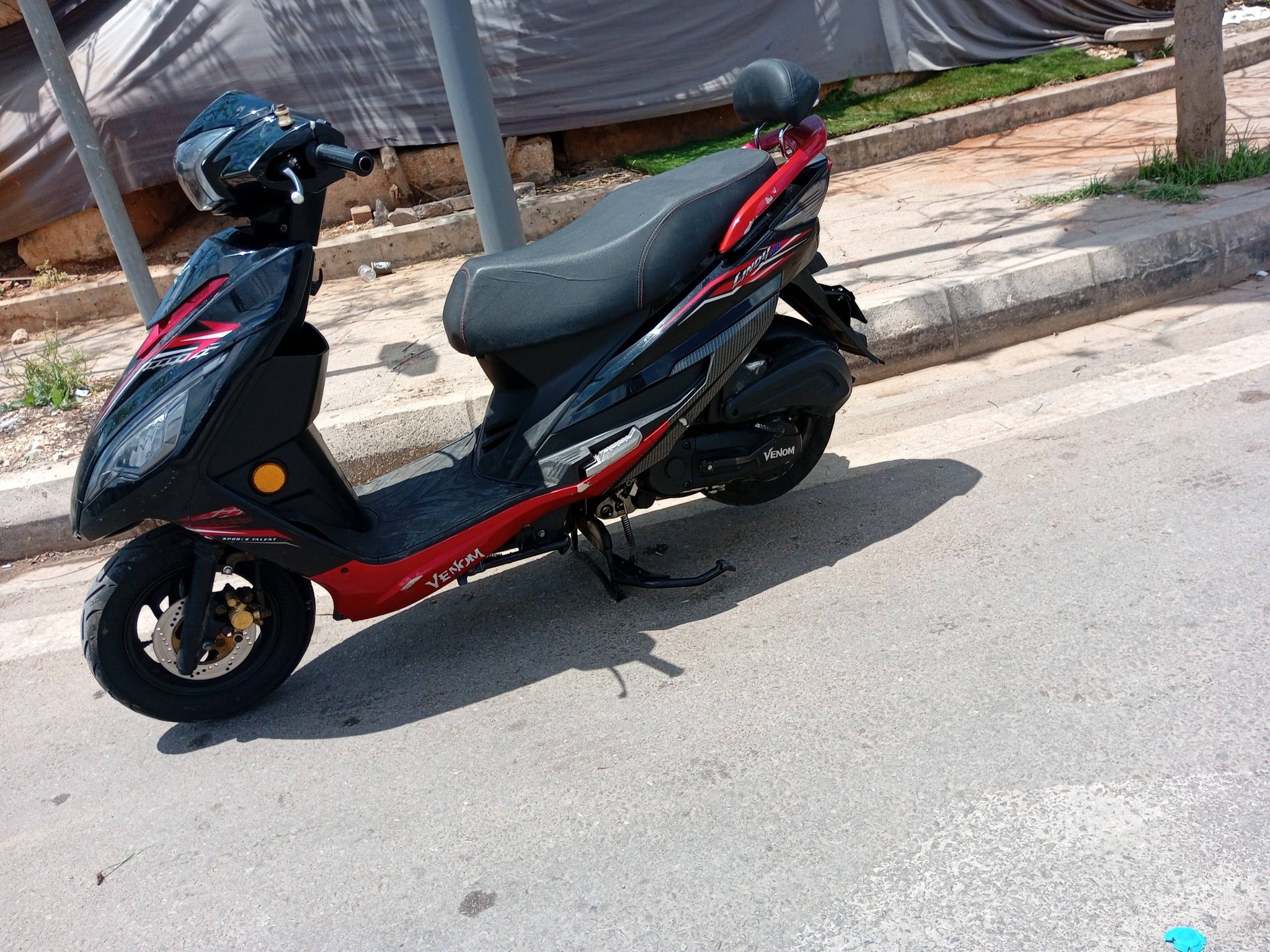 LINDY VENOM FOR SALE