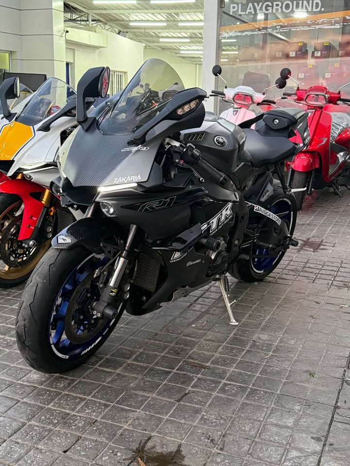 R1 YAMAGA 60 ANNIVERSARY FOR SALE