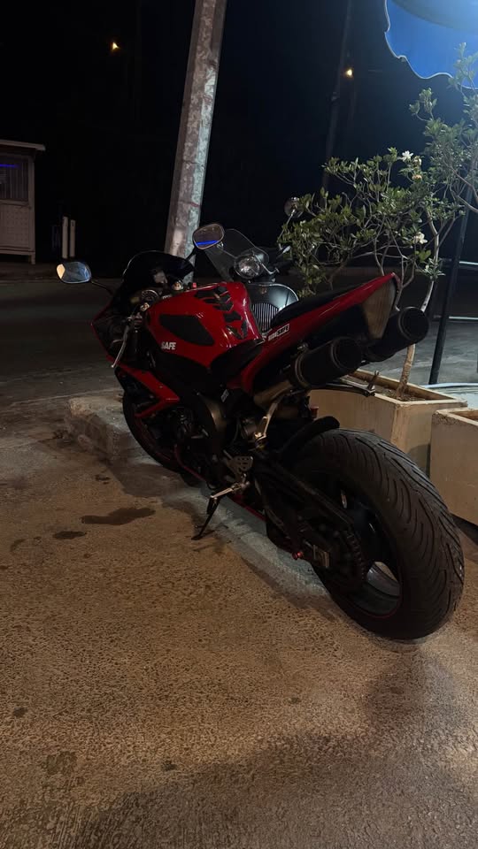 YAMAHA R1 FOR SALE