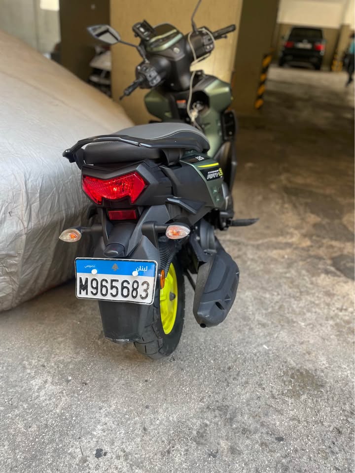 Yamaha zr 2025 model 999$