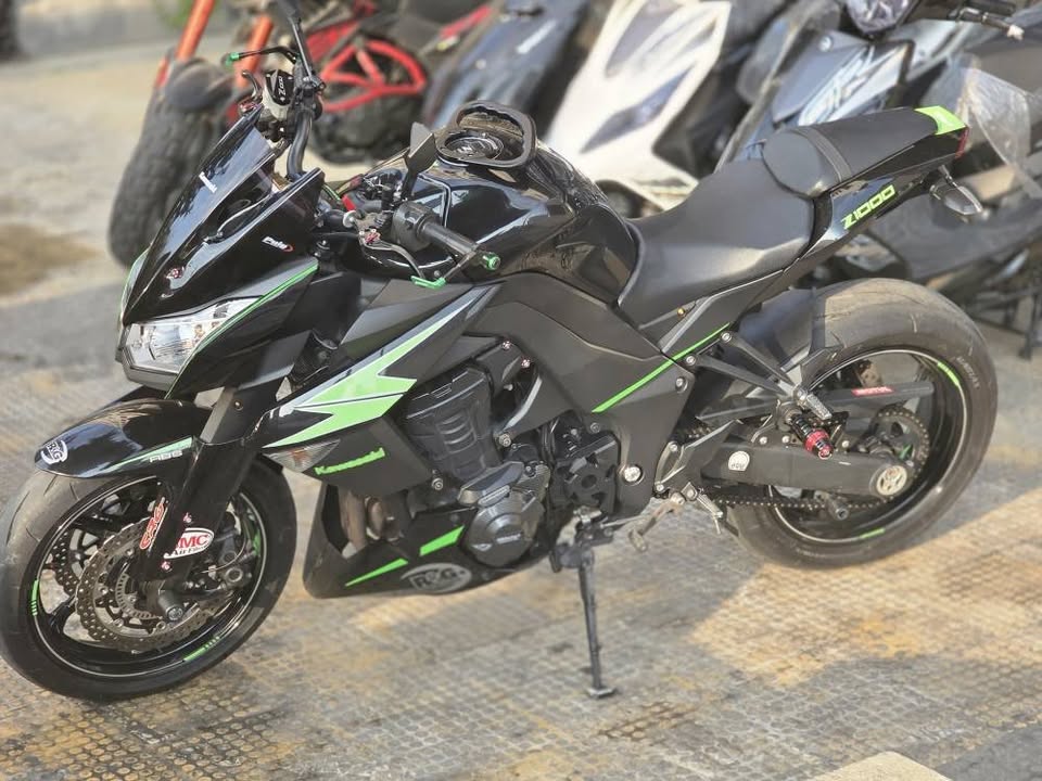 Kawasaki z1000