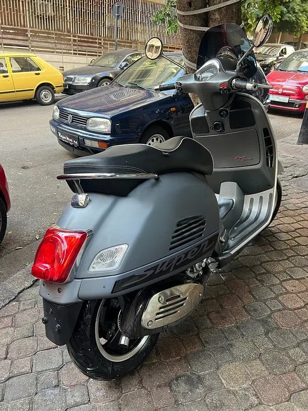 BUY VESPA GTS