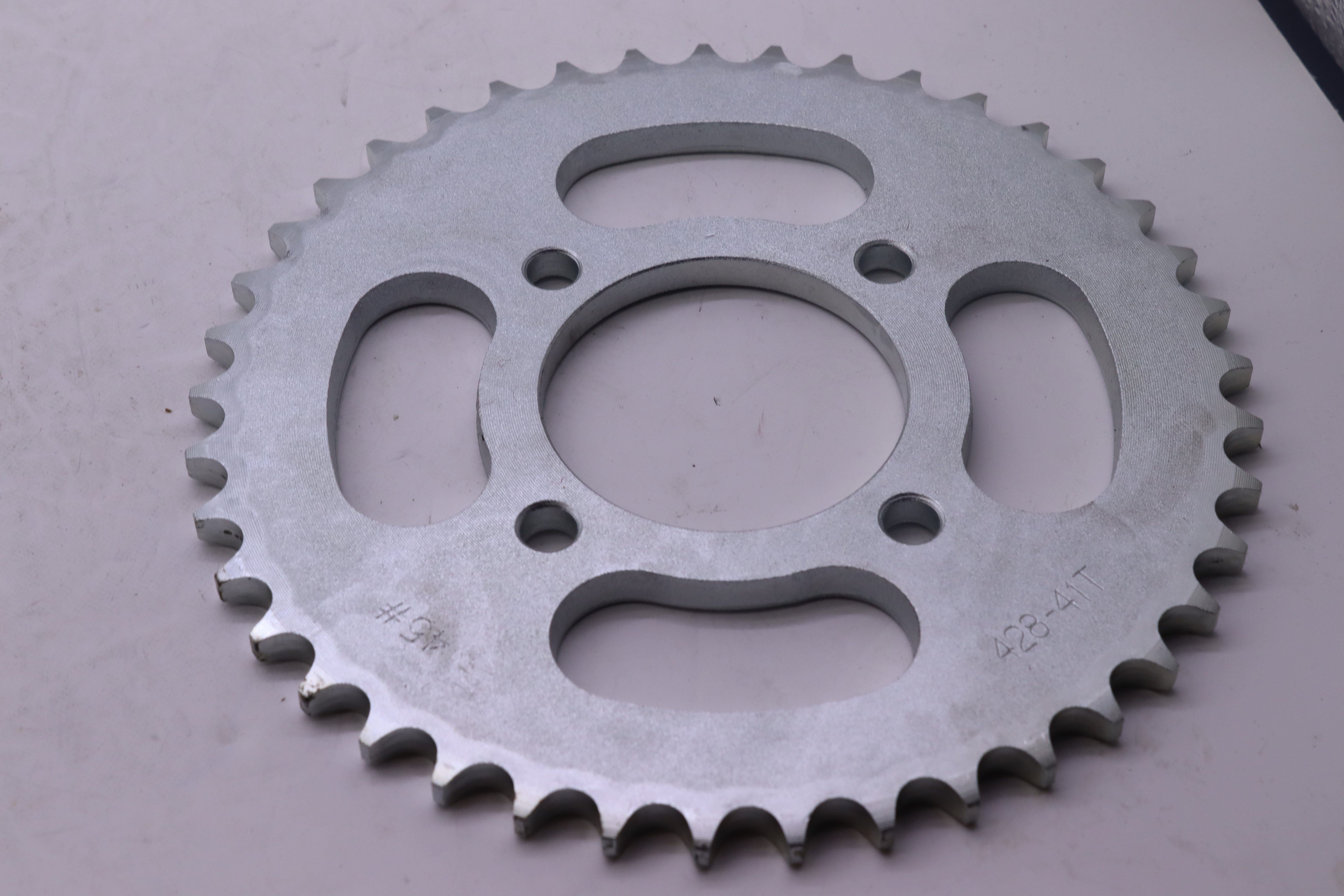 BAKARET JANZIR PART KHALFE 150CC-125CC -428-41T-بكرة جنزير بارت خلفي ٤٢٨ -٤١ ت بارت ١٥٠ -١٢٥