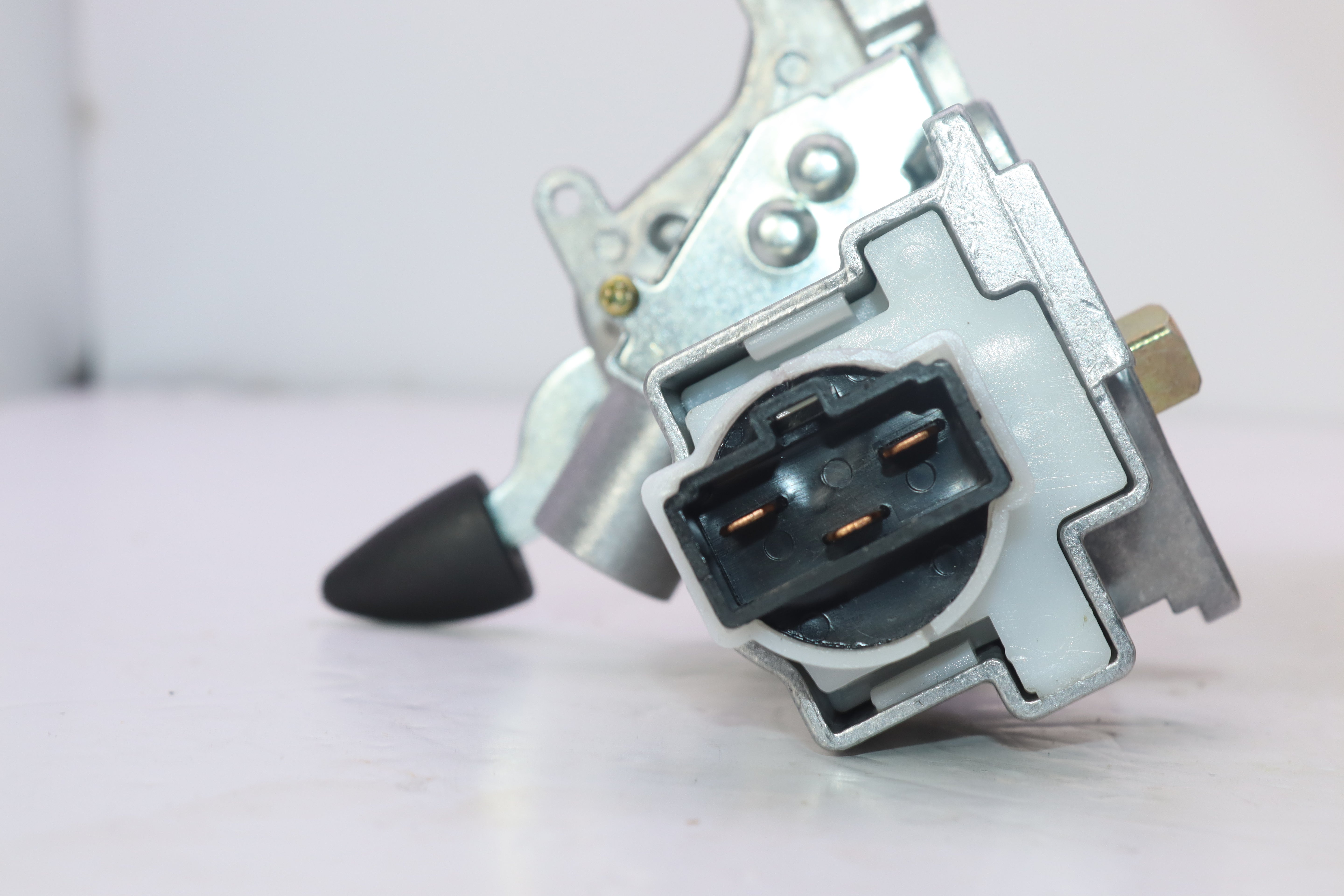 FIBRA APRIO JDIDE JOG C MA3 2EFEL-فيبرا ابريو جديده  جوغ C مع قفل