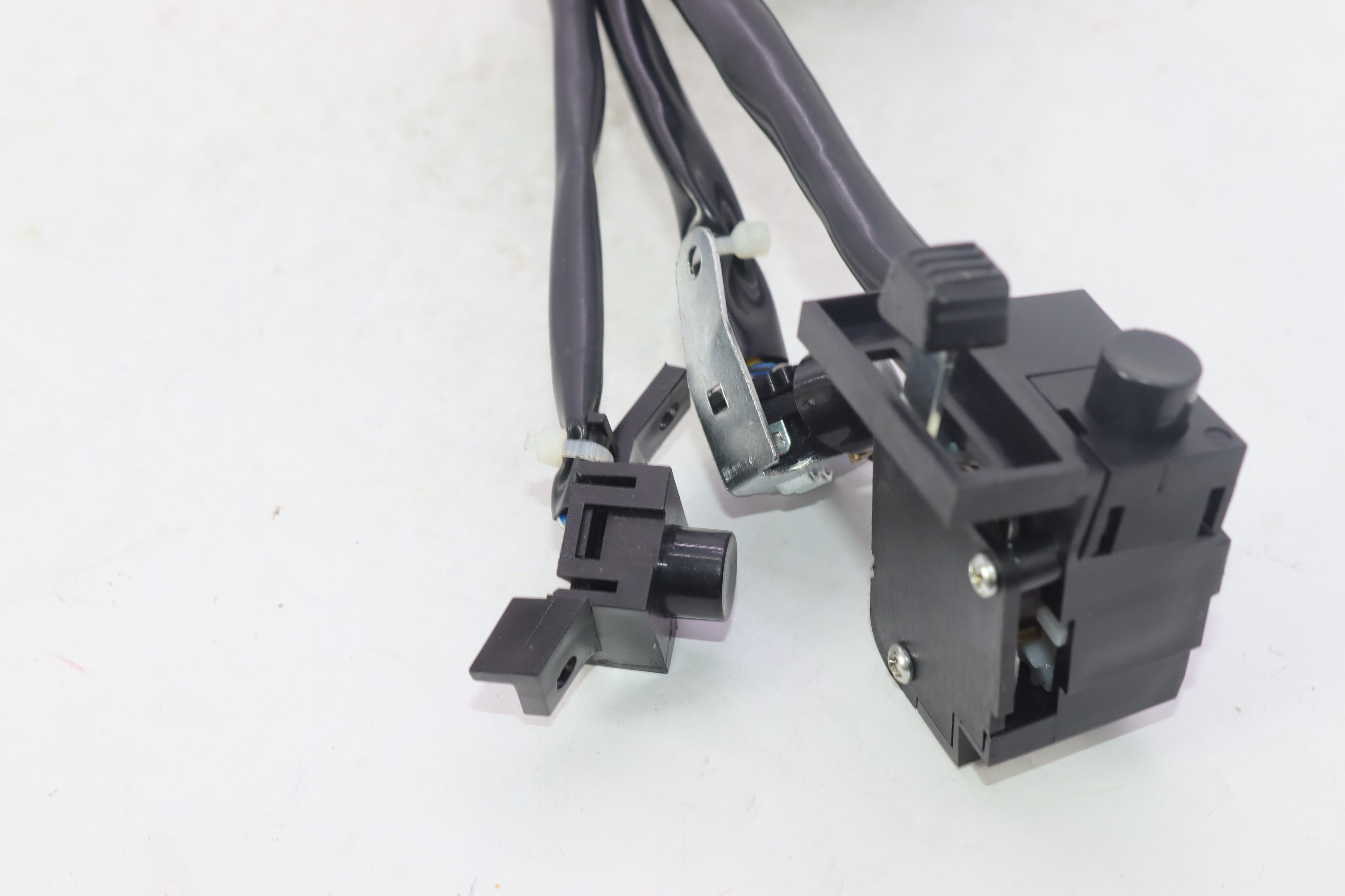 FA2SET V150 AZZO-فقصات V150 عزو
