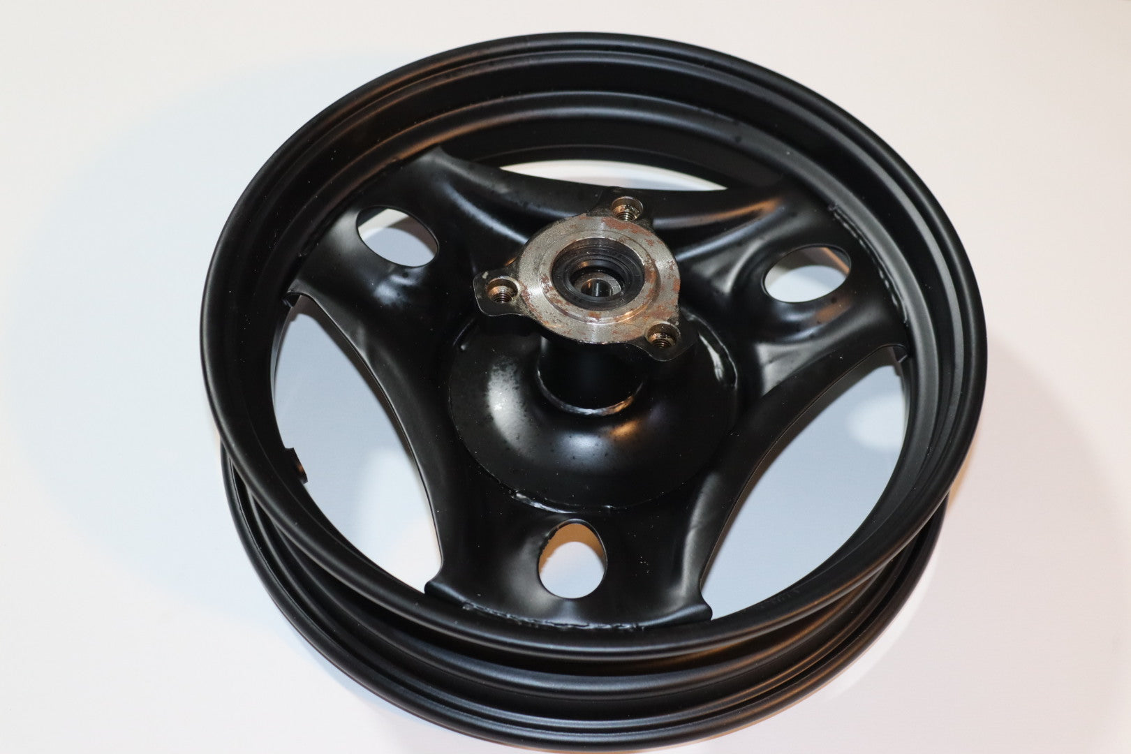 JANT V150 2AMEME 7ADID- V150 إطارات حديد أمامية