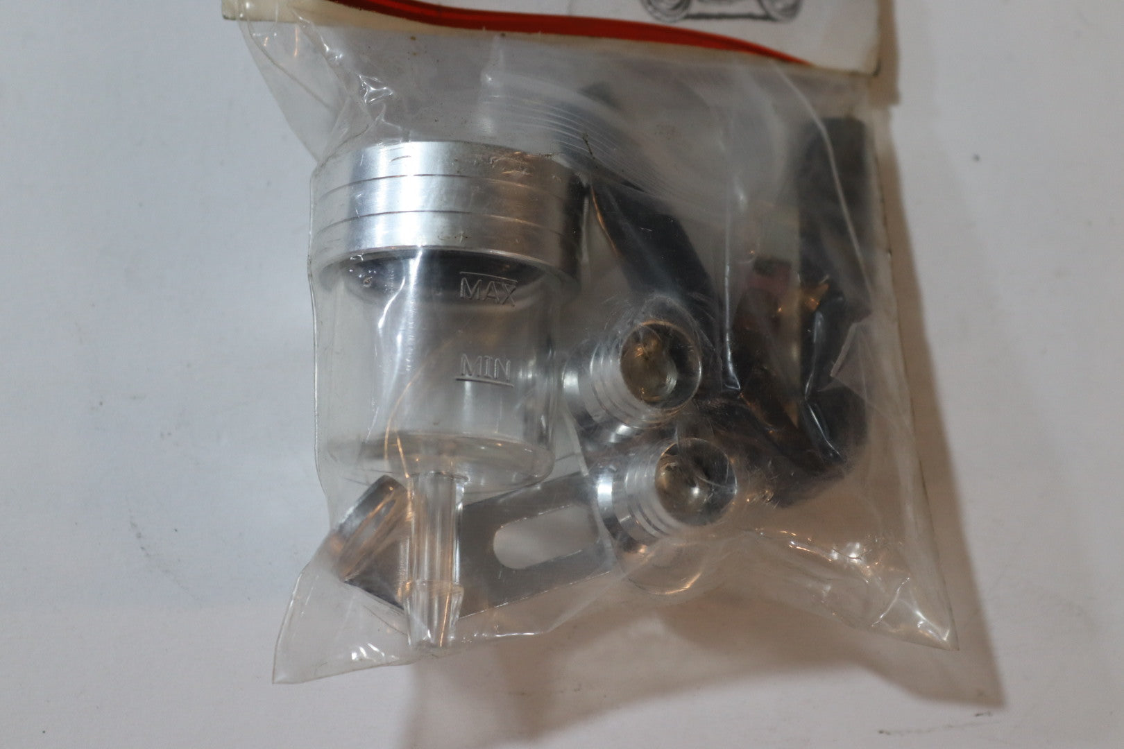 TROMBET ZEIT ZINE STAINLESS SHEFEF-طرمبة زيت زيني ستينلس شفاف