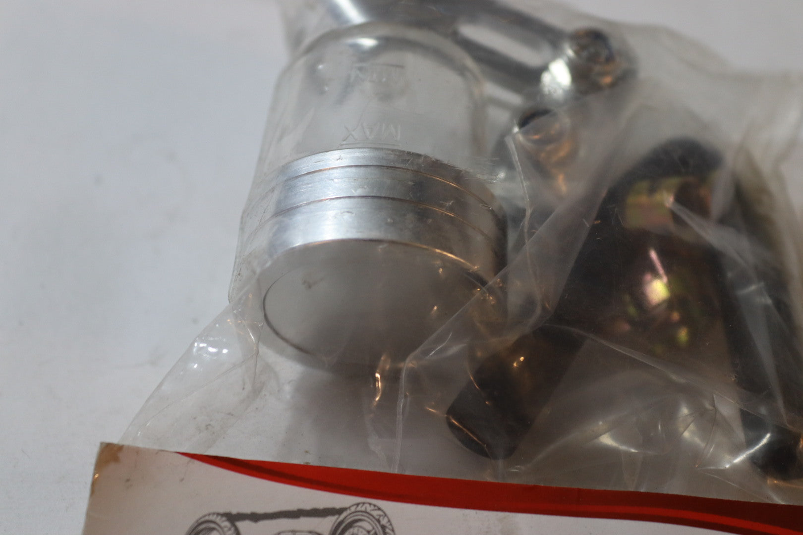 TROMBET ZEIT ZINE STAINLESS SHEFEF-طرمبة زيت زيني ستينلس شفاف