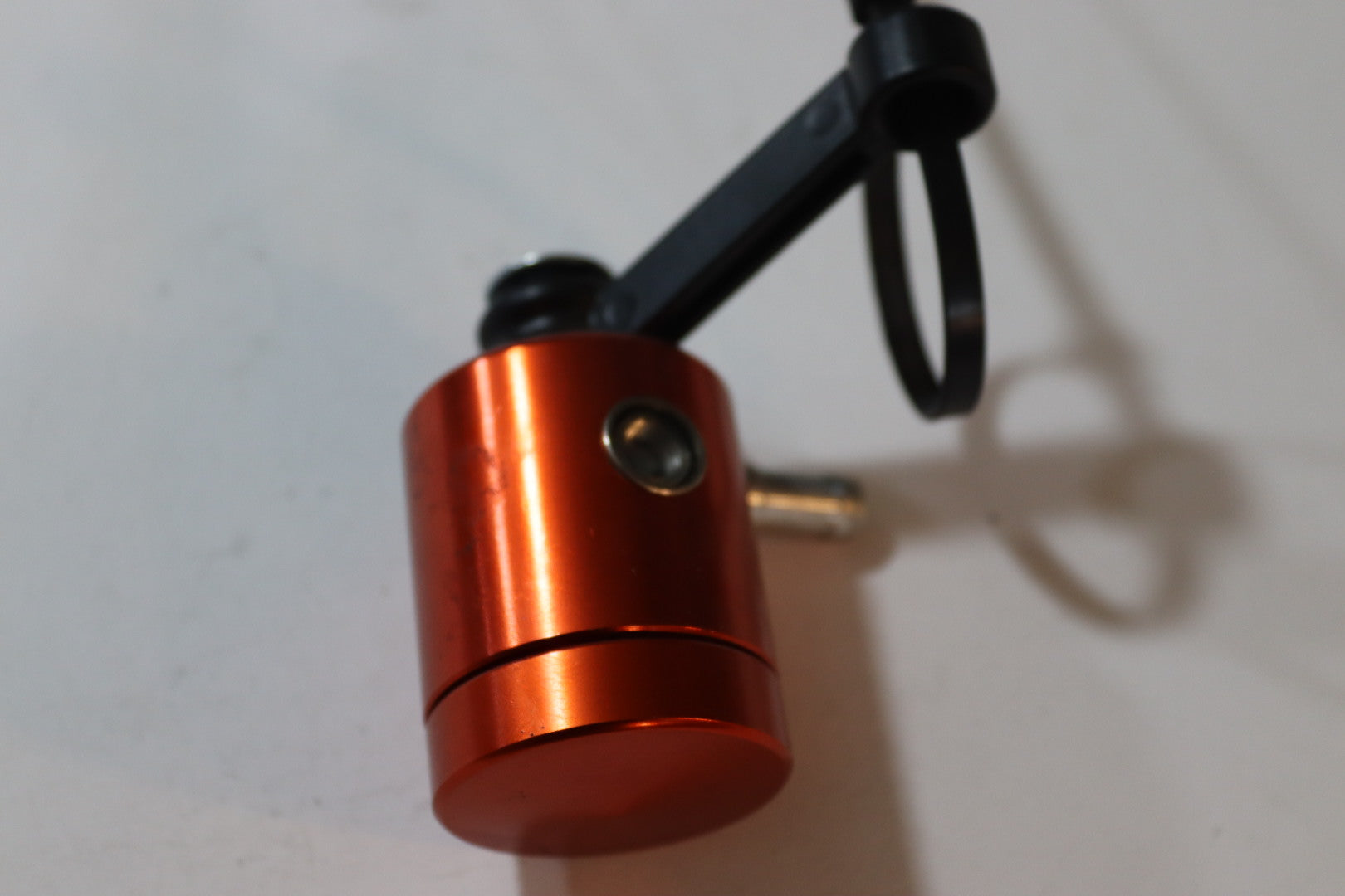 TROMBET ZEIT STAINLESS ZINE- DEHABE-2A7MAR-SILVER-طرمبة زيت زيني ستينلس دهبي أحمر رصاصي
