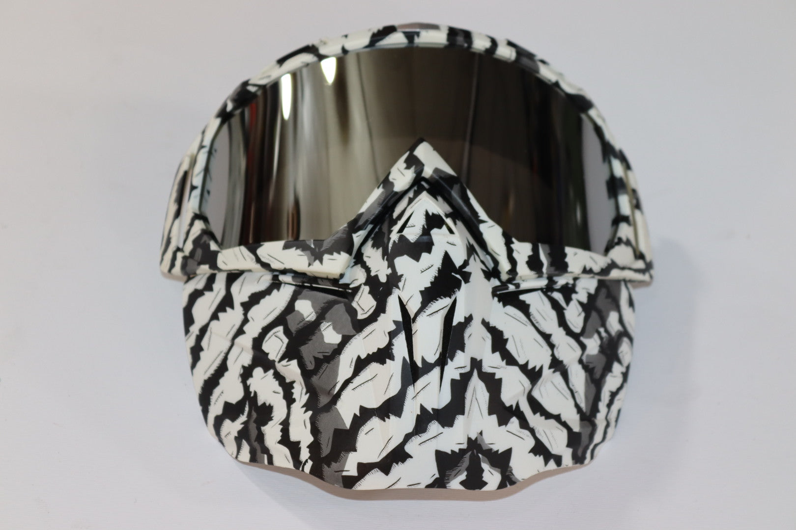 MASK WEJ 7IMEYE MLAWAN-ماسك للوجه حماية
