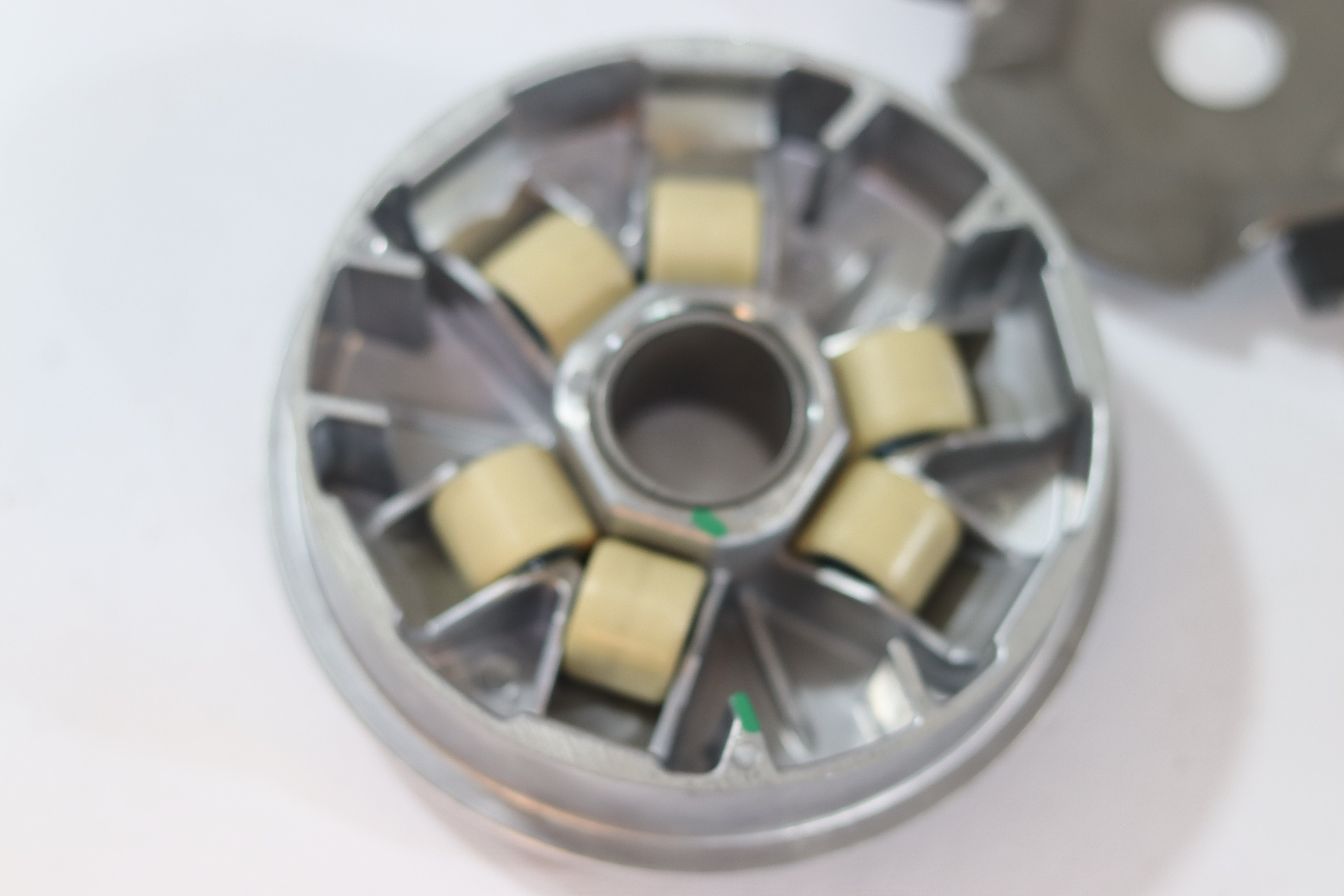 3ELBET GELAL GR 150CC ORIGINAL-علبة غلل ج ر اوريجنال