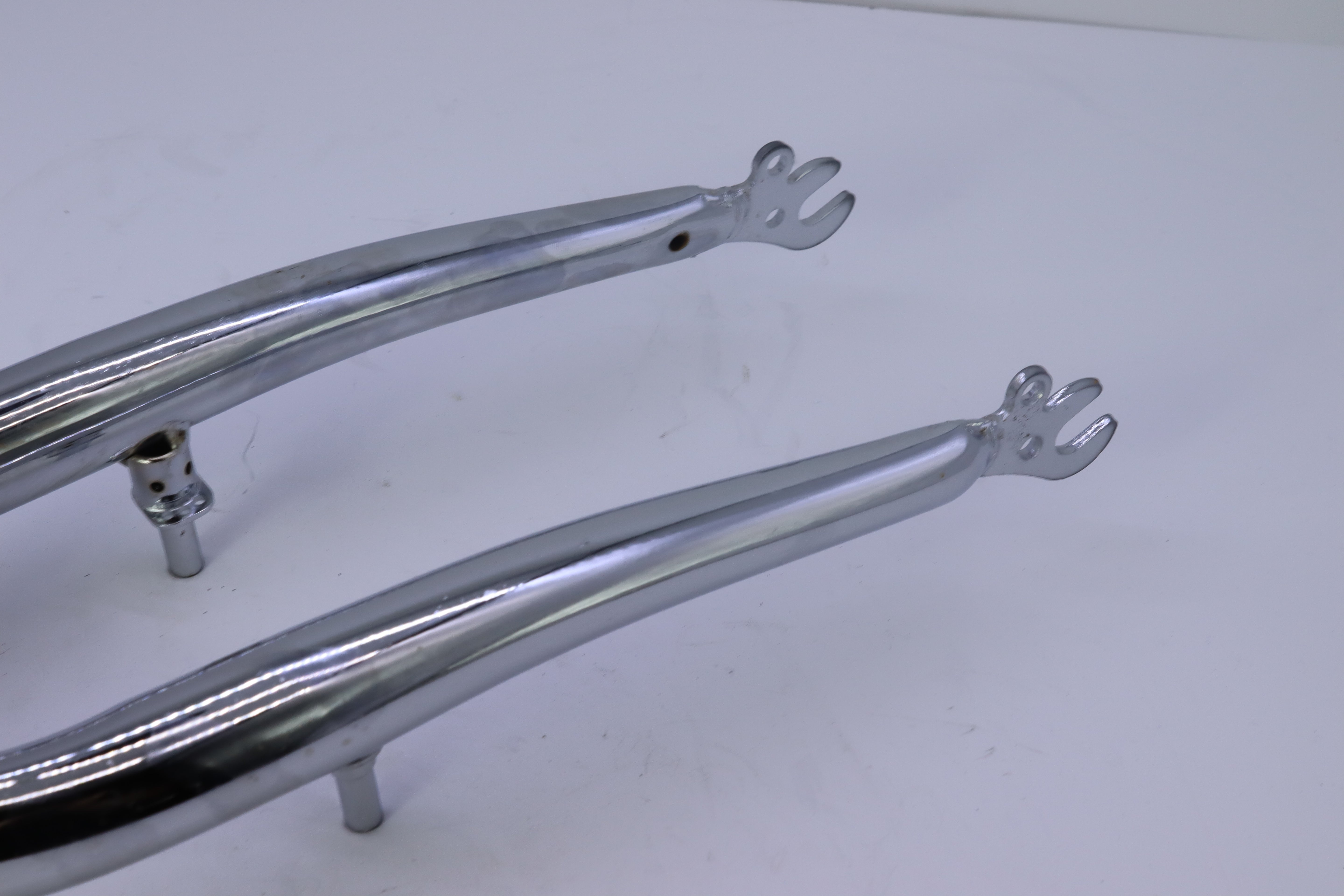 MAL2AT BICYCLETE 2YES 20-ملقط بسيكلات قياس ٢٠