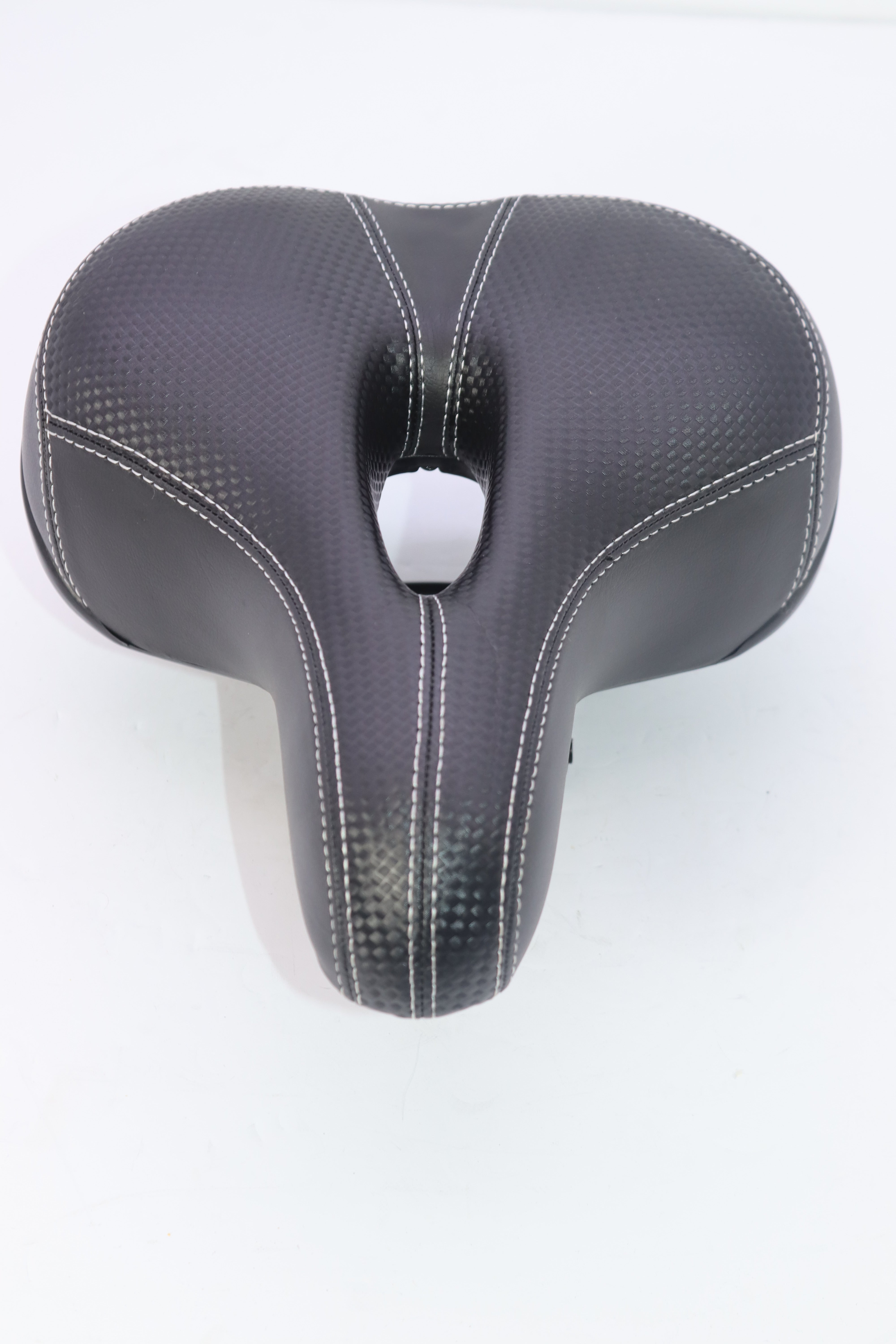 MA23AD BICYCLETE MOUTAIN BIKE ROSSOR 2YES 26- مقعد بسكلات ماونتن بايك روسور