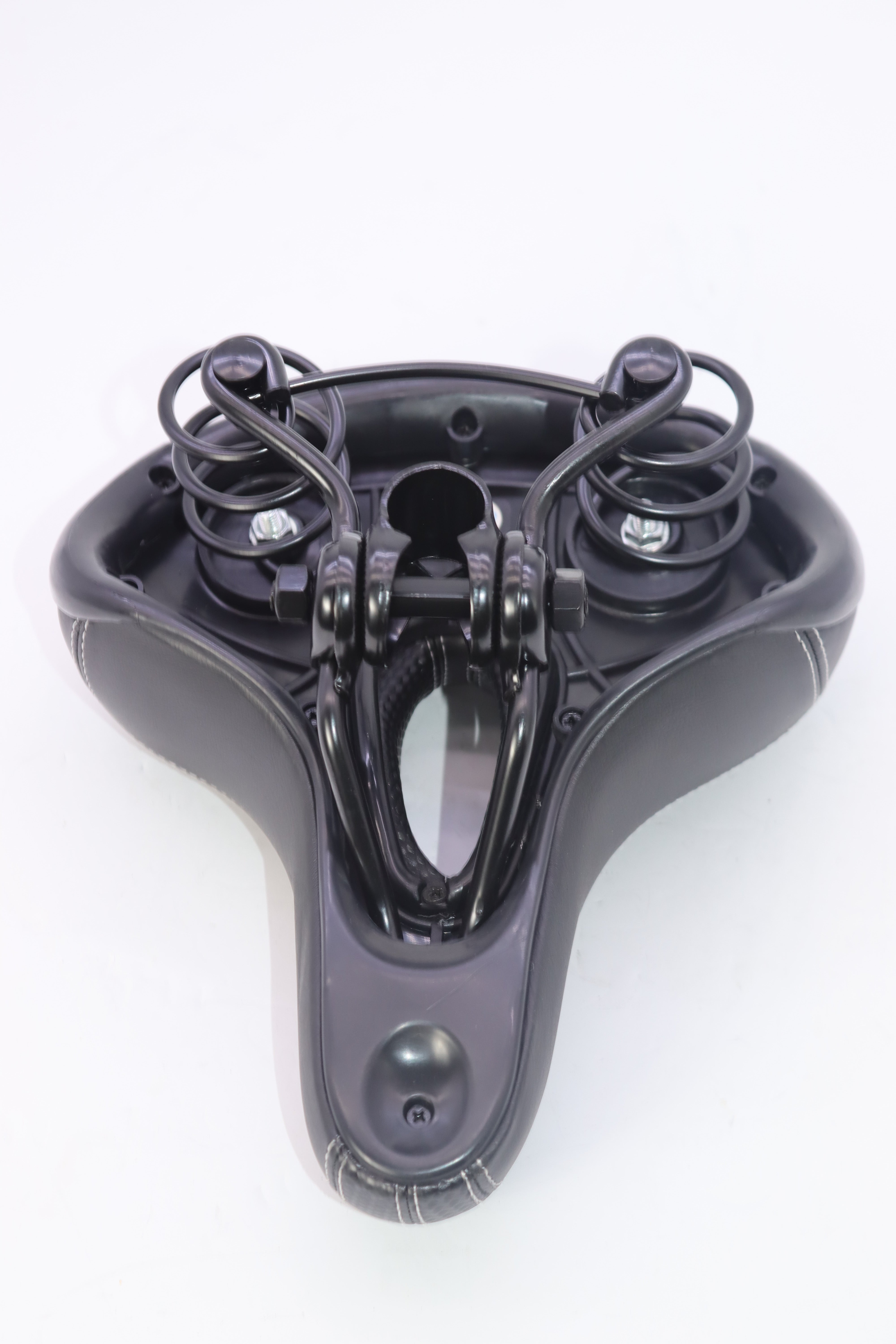 MA23AD BICYCLETE MOUTAIN BIKE ROSSOR 2YES 26- مقعد بسكلات ماونتن بايك روسور