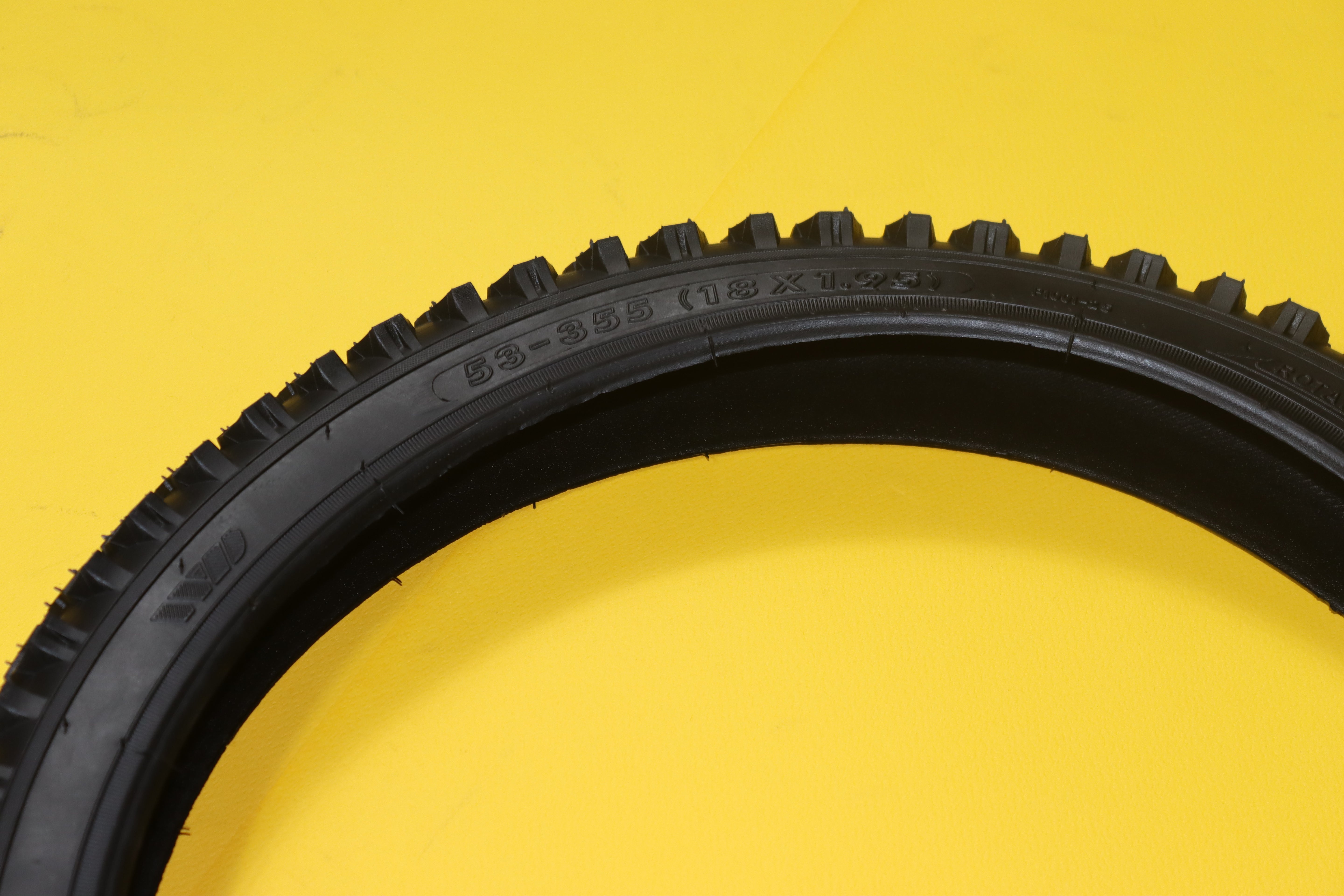 DOULEB 53-355-18*1.95-دولاب ٥٣ -٣٥٥ -١٨*١ ،٩٥
