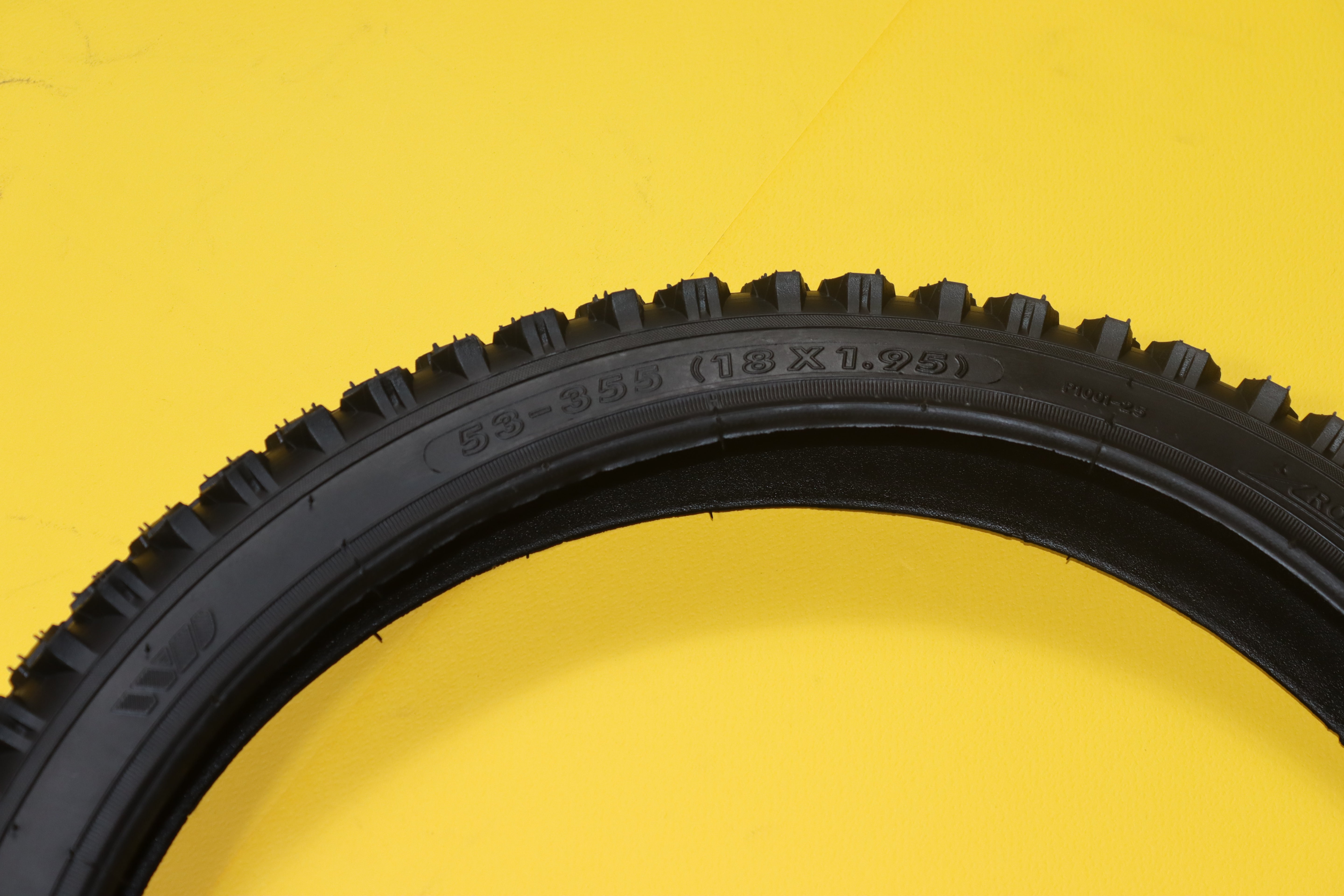 DOULEB 53-355-18*1.95-دولاب ٥٣ -٣٥٥ -١٨*١ ،٩٥