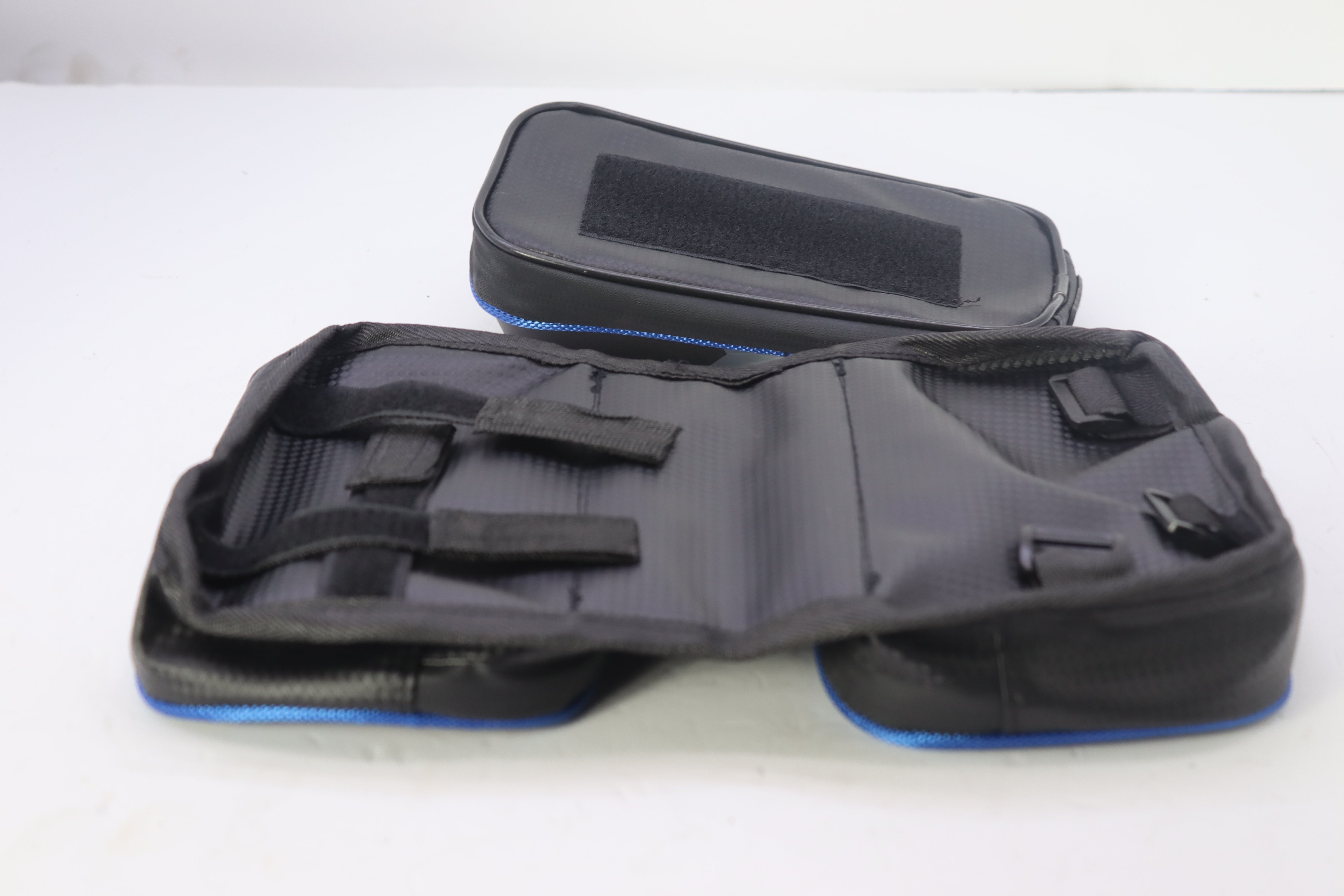 CHANTET 3EDDE WCOVER TELEPHONE LAL BICYCLETE-شنطة أدوات تصليح بسكليت وكفر تليفون