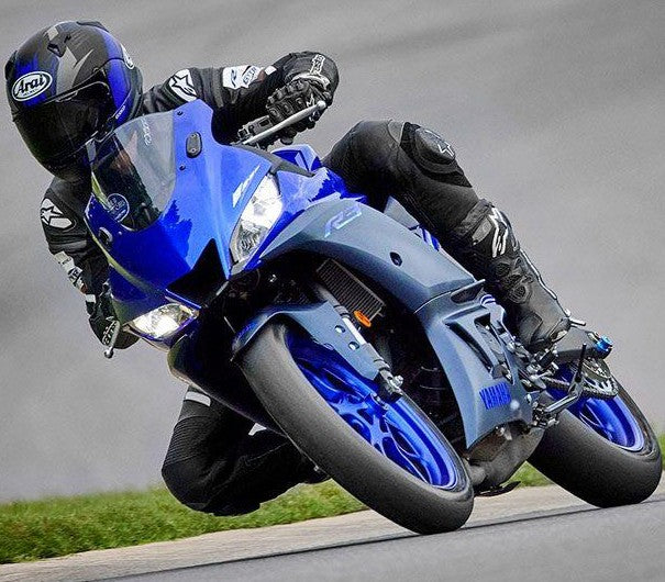 YAMAHA R3