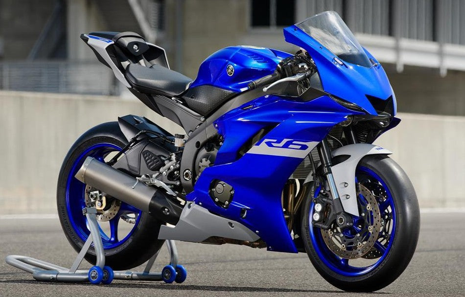 YAMAHA R6